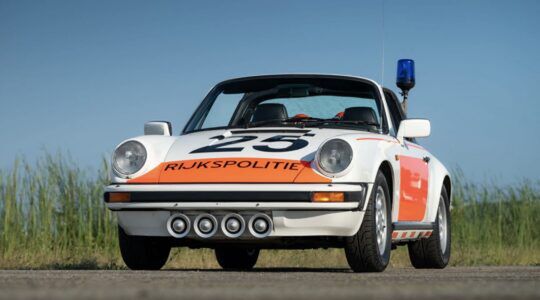 De Porsche 911 Carrera Targa van de Rijkspolitie die naar de veiling gaat