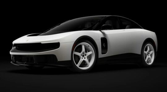 De allereerste Ferrari luce levert bij een veiling maar liefst $ 40 miljoen op, een recordbedrag