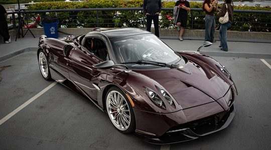 De indrukwekkende Pagani Huayra Roadster