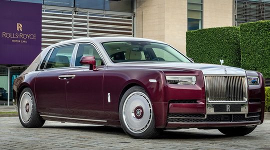 De buitenzijde van de Rolls-Royce Phantom Hummingbird