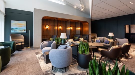 Wachten in ultieme luxe en rust: American Express opent hagelnieuwe Centurion Lounge op Schiphol