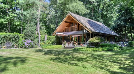 De houten loghome in Bennekom