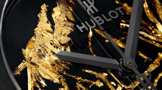 hublot classic fusion gold crystal horloge Pure Luxe