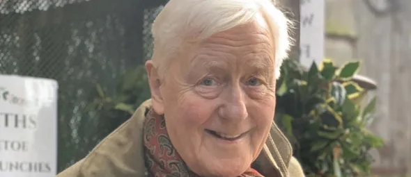 Britse multimiljonair (79) is op zoek naar vrouw waarmee hij kinderen kan krijgen die zijn landgoed over kunnen nemen