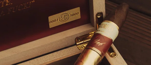 Uniek: Notorious Cigars lanceert limited edition sigarenbox met stevig prijskaartje